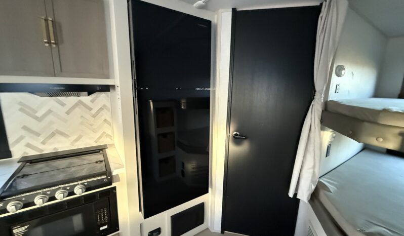 2026 Salem Hemisphere 25BHHL full