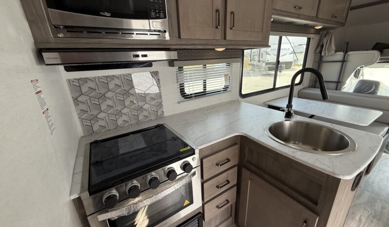 2025 Conquest 6280LE full