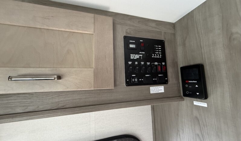 2025 Conquest 6280LE full