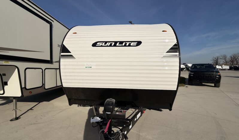 2026 Sunset Park RV Sun Lite 27WQB full