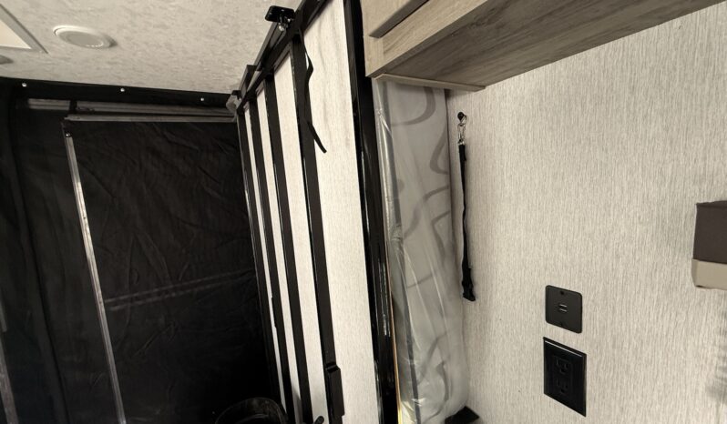 2026 Sunset Park RV Sun Lite 27WQB full