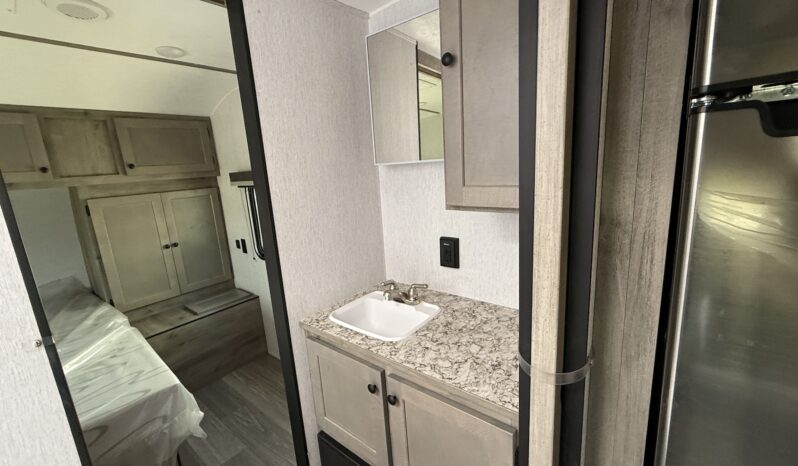 2026 Sunset Park RV Sun Lite 27WQB full