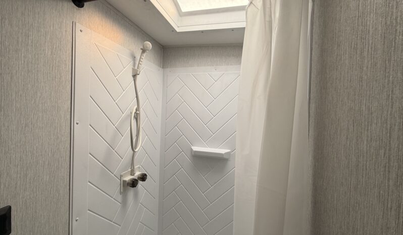 2026 Sunset Park RV Sun Lite 27WQB full