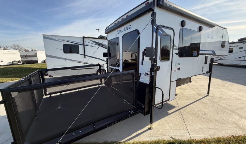 2024 Palomino Real Lite HS-1916 full