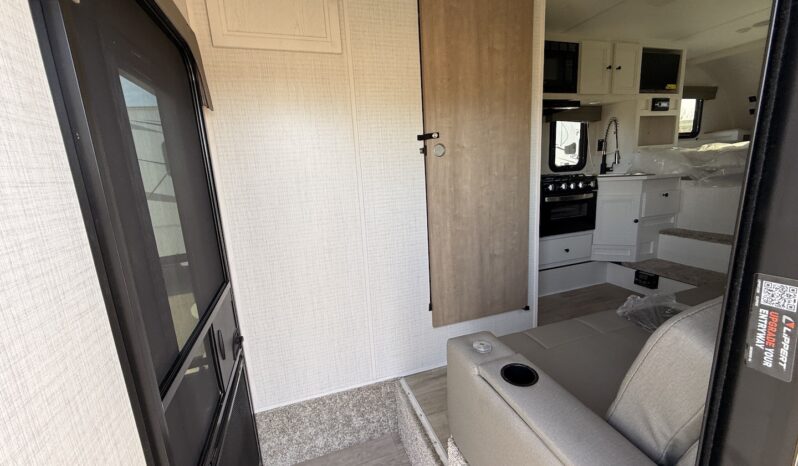 2024 Palomino Real Lite HS-1916 full