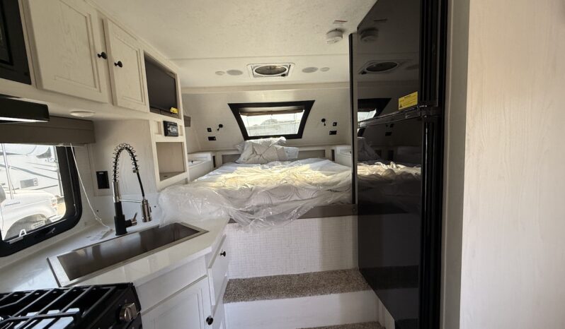 2024 Palomino Real Lite HS-1916 full