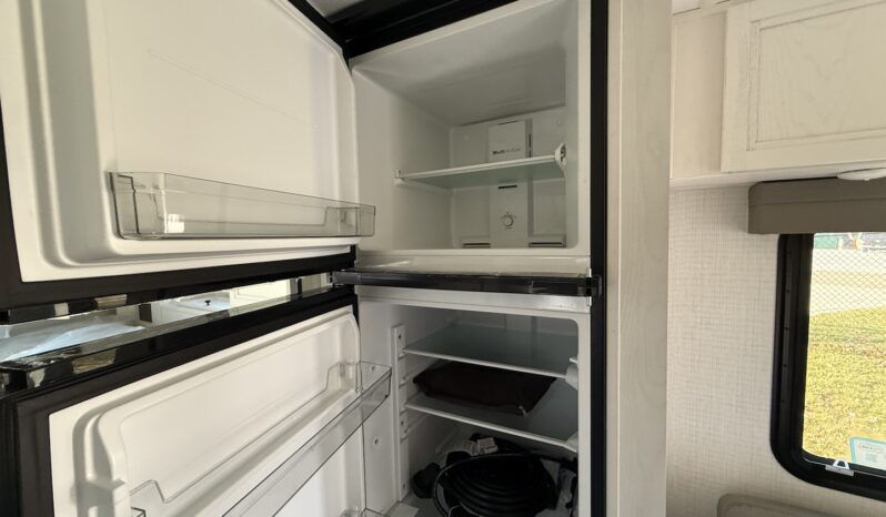 2024 Palomino Real Lite HS-1916 full