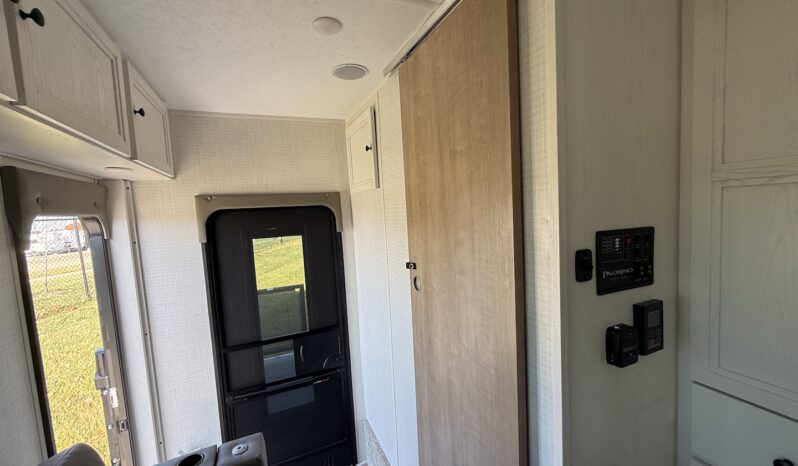 2024 Palomino Real Lite HS-1916 full