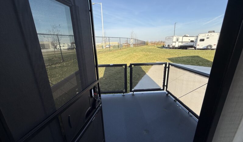 2024 Palomino Real Lite HS-1916 full