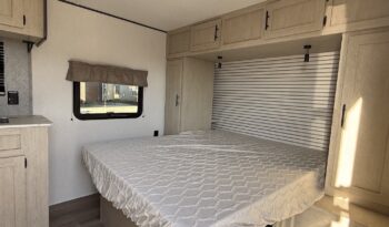 2026 Shasta Oasis 18FQ full