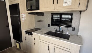 2026 Shasta Oasis 18FQ full