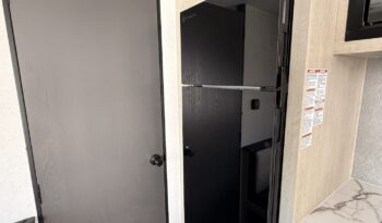 2026 Shasta Oasis 18FQ full