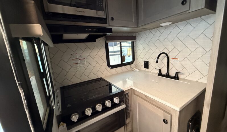 2026 Sunset Park RV Sun Trek 800 full