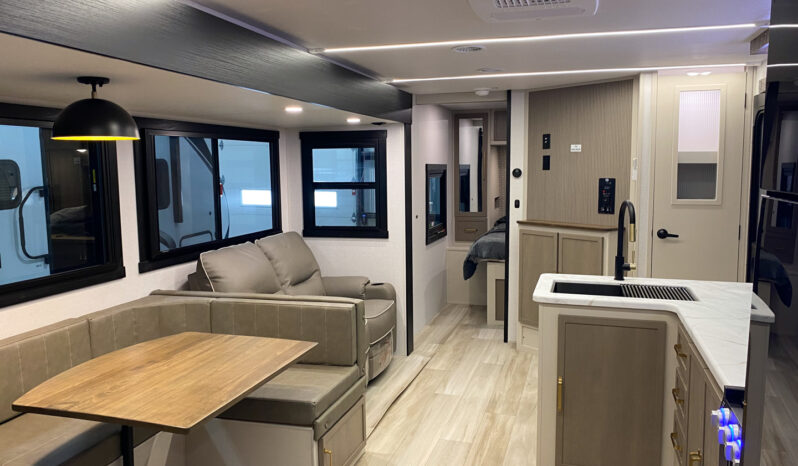 2026 Salem Hemisphere 25BHHL full