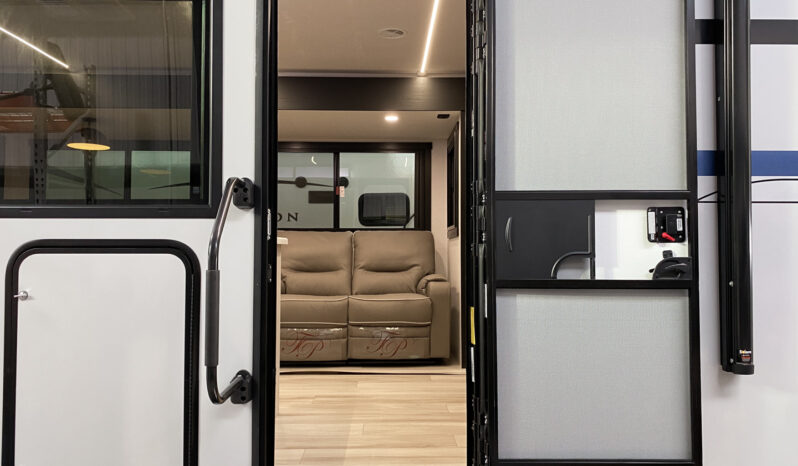 2026 Salem Hemisphere 25BHHL full