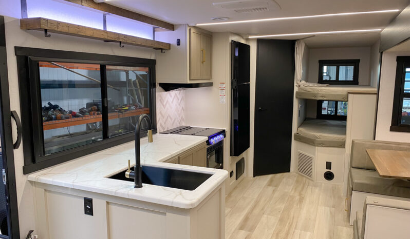 2026 Salem Hemisphere 25BHHL full