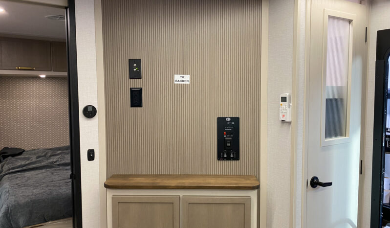 2026 Salem Hemisphere 25BHHL full