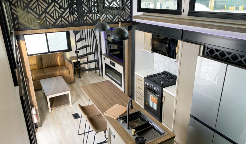 2026 Salem Hemisphere ROOST43 full