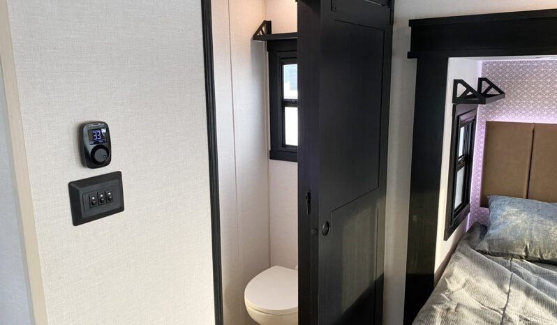 2026 Salem Hemisphere ROOST43 full