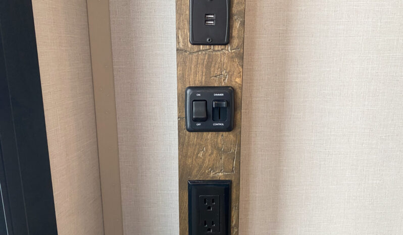 2026 Salem Hemisphere ROOST43 full