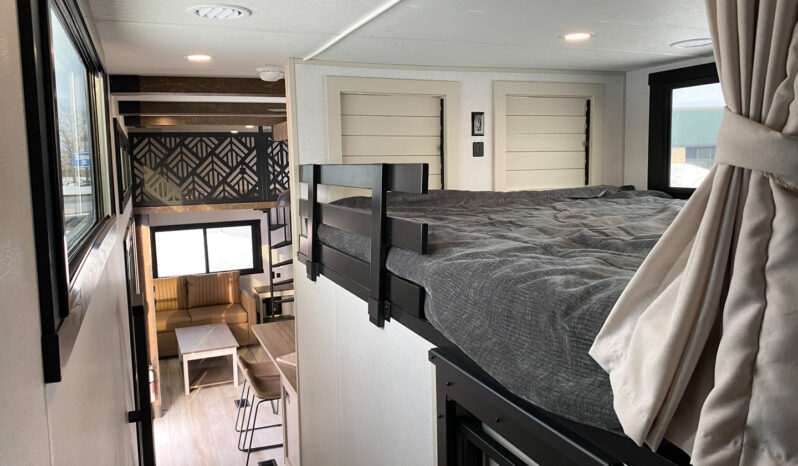 2026 Salem Hemisphere ROOST43 full