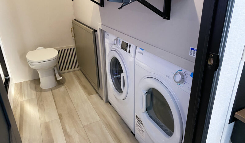 2026 Salem Hemisphere ROOST43 full