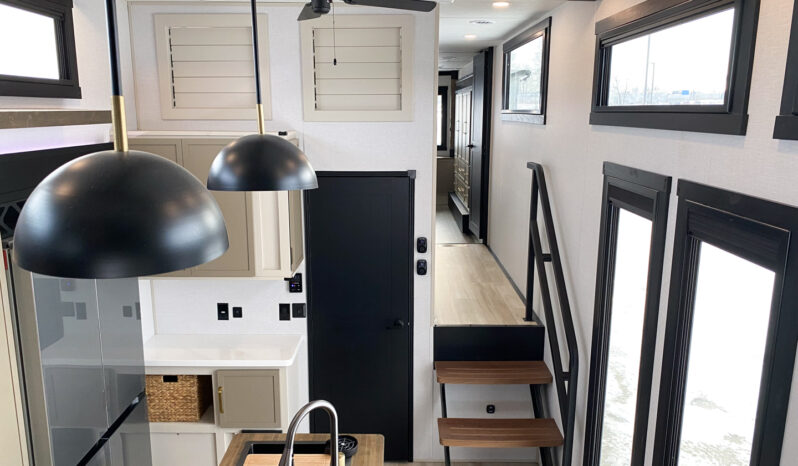 2026 Salem Hemisphere ROOST43 full