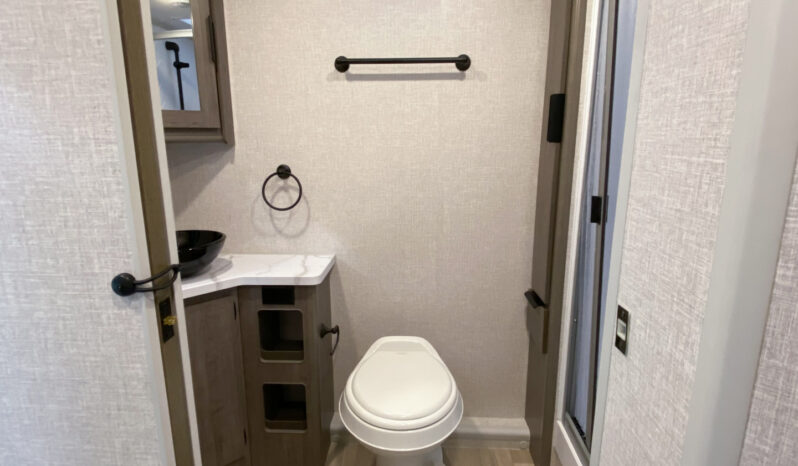 2026 Lance Squire SQ26 full