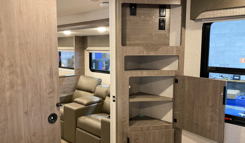 2026 Lance Squire SQ26 full