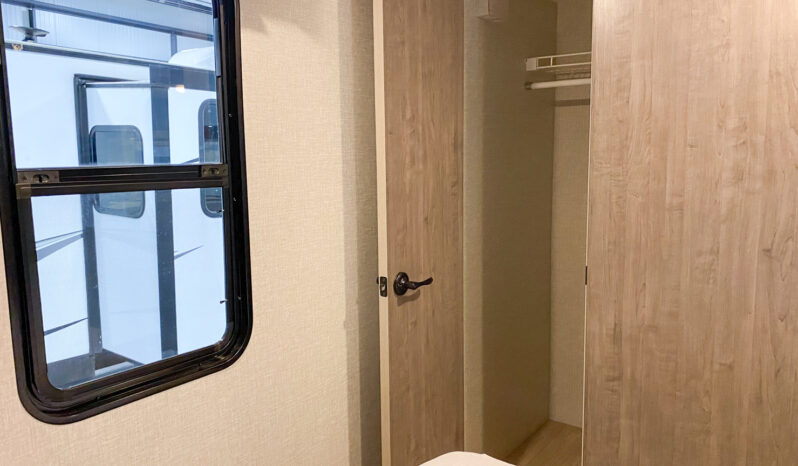 2026 Lance Squire SQ26 full