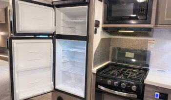 2024 Lance Squire SQ19 full