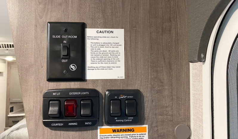 2024 Lance Squire SQ19 full