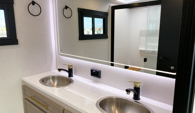 2026 Salem Hemisphere 321DRL full