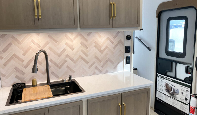 2026 Salem Hemisphere 321DRL full