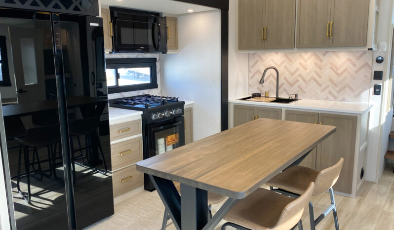 2026 Salem Hemisphere 321DRL full