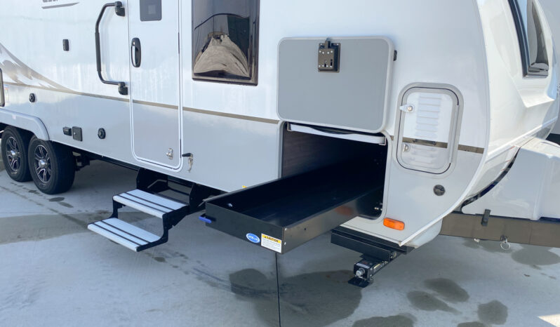 2025 Lance 2565 full