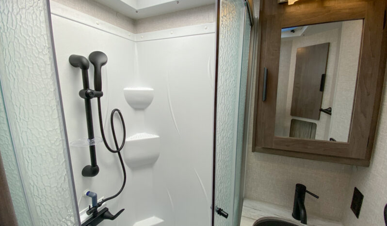 2025 Lance 2565 full