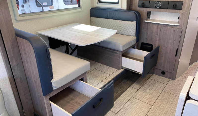 2025 Lance 2565 full