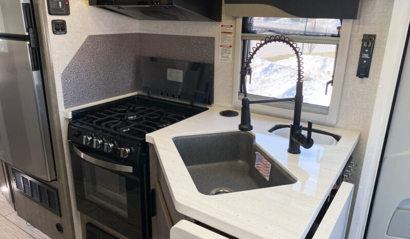 2025 Lance 2565 full