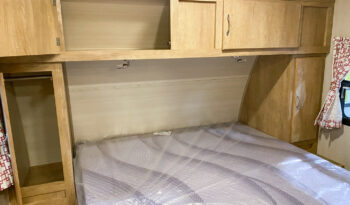 2017 Vintage Cruiser 23RSS full