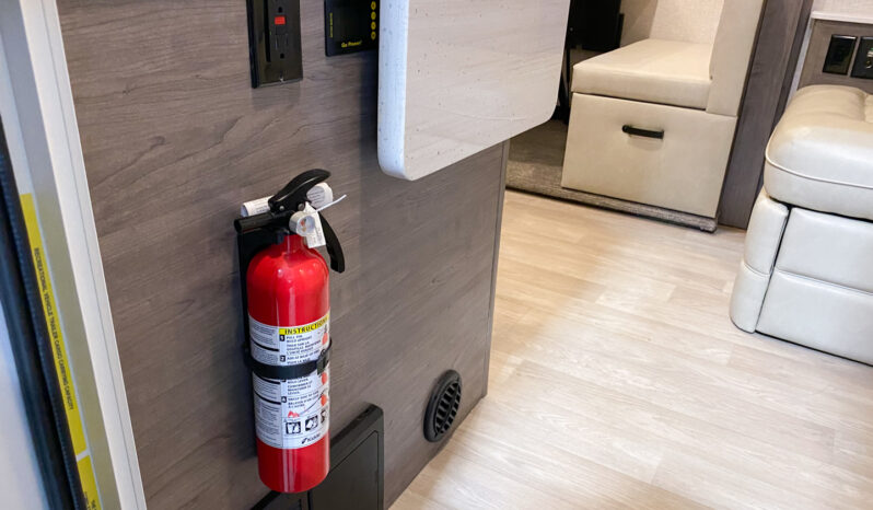 2026 Lance 2465 full