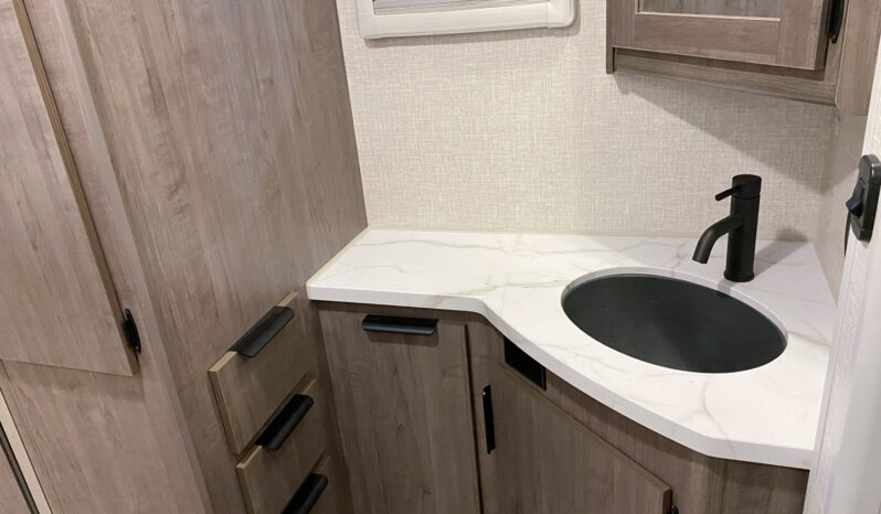 2026 Lance 2465 full