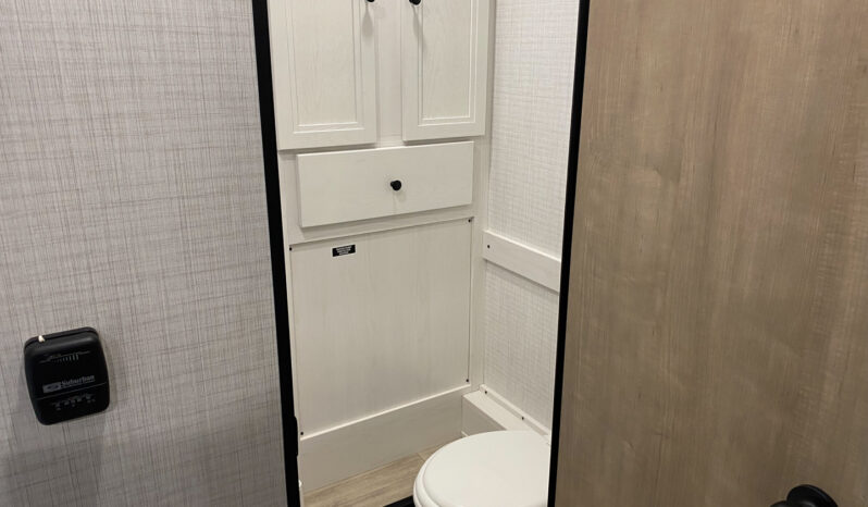 2024 Palomino Real Lite HS-2114 full