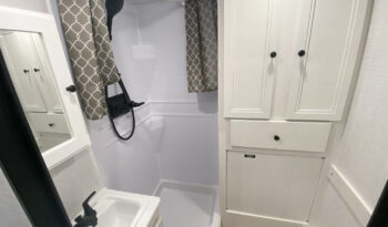 2024 Palomino Real Lite HS-2114 full