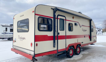 2017 Vintage Cruiser 23RSS full