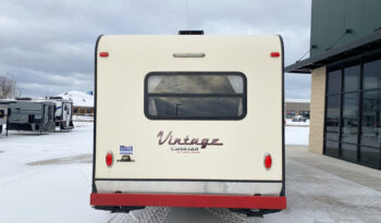 2017 Vintage Cruiser 23RSS full