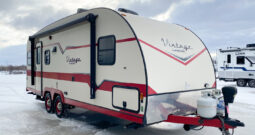 2017 Vintage Cruiser 23RSS
