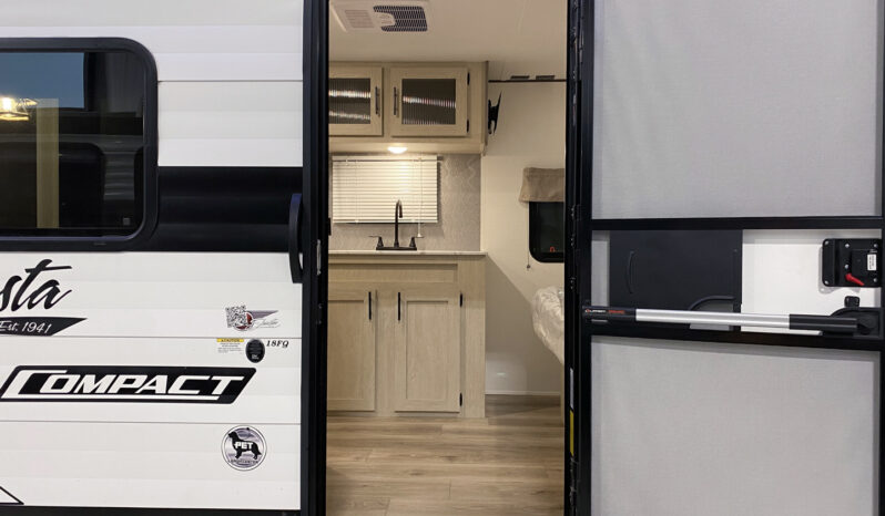 2025 Shasta Oasis 18FQ full