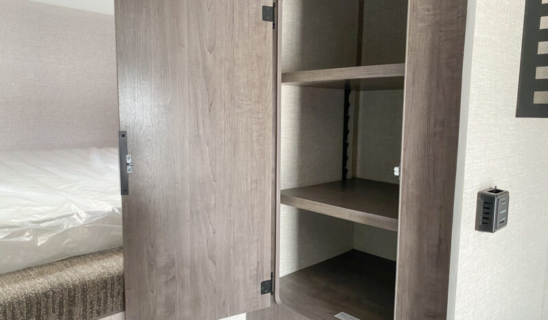 2026 Lance Squire SQ805 full