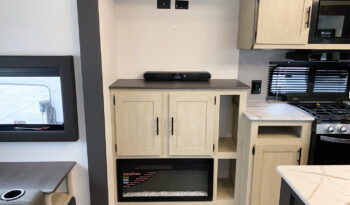 2026 Shasta Oasis 33RLTS full